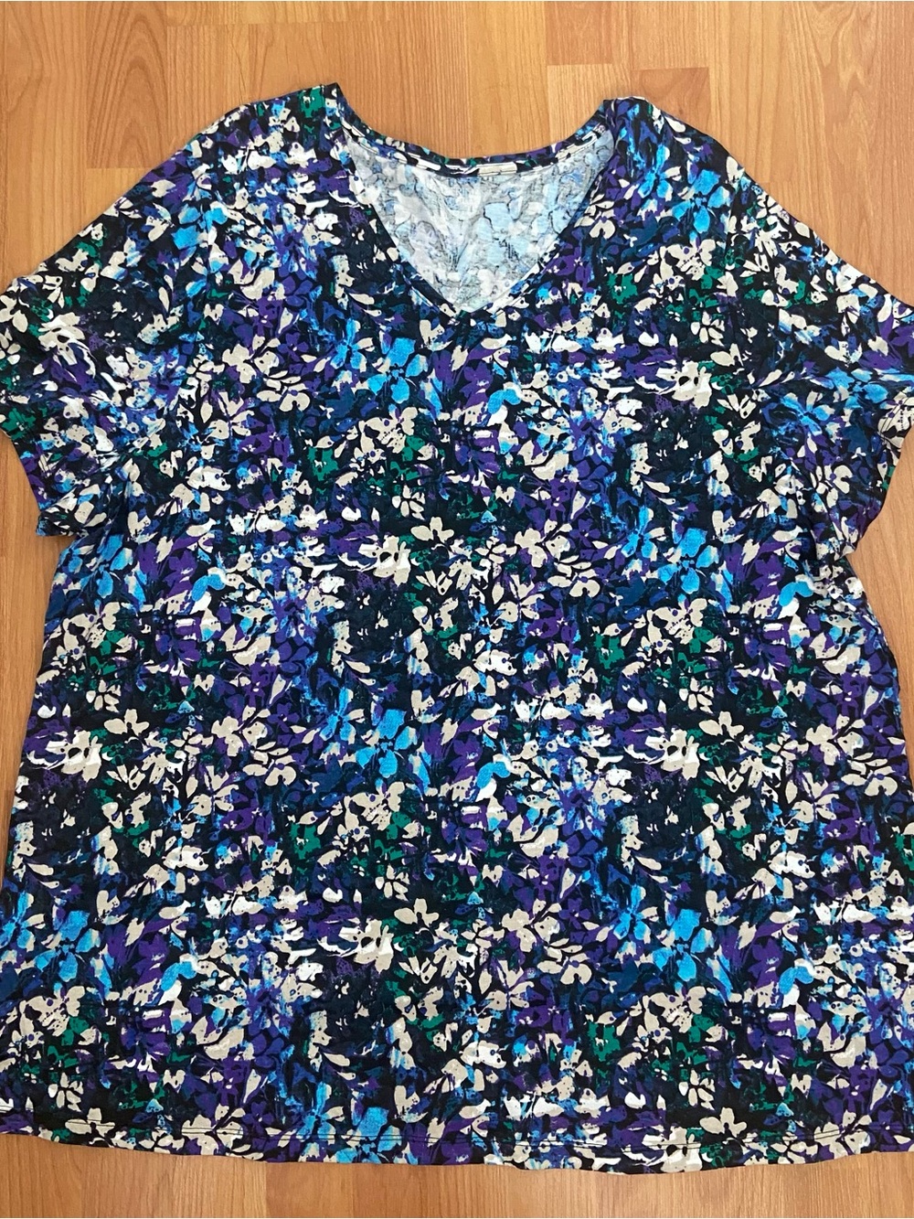 Catherines Easy Fit Tees Collection Allover Floral Print T-Shirt Women’s 3X WP